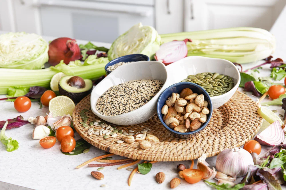 Khoa Học Dinh Dưỡng Hiện Đại: Nghiên Cứu Mới Nhất, Superfood Xu Hướng & Chế Độ Ăn Keto Mediterranean