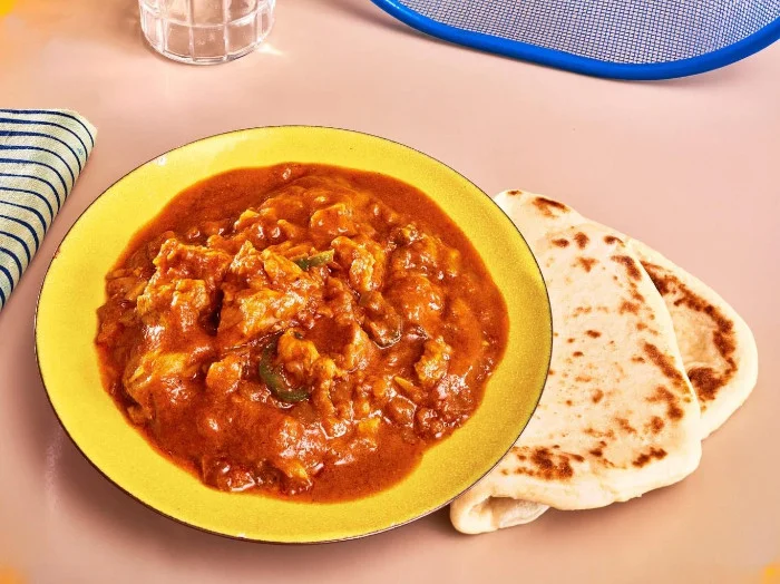 Cà Ri Ấn Độ: Khám Phá Butter Chicken, Tikka Masala & Các Loại Cà Ri Hấp Dẫn