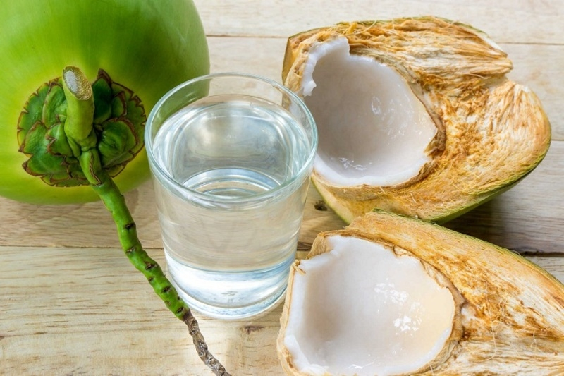 Những lợi ích khi uống nước dừa: 10 tác dụng đáng chú ý cho sức khỏe