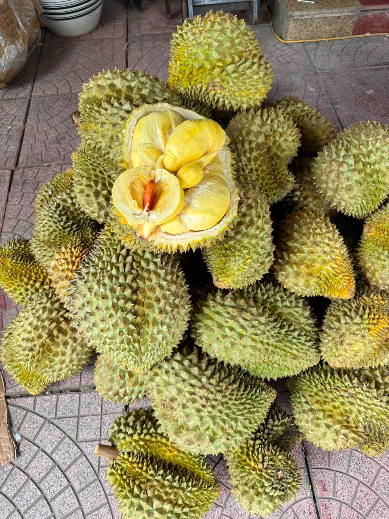 giá sầu riêng